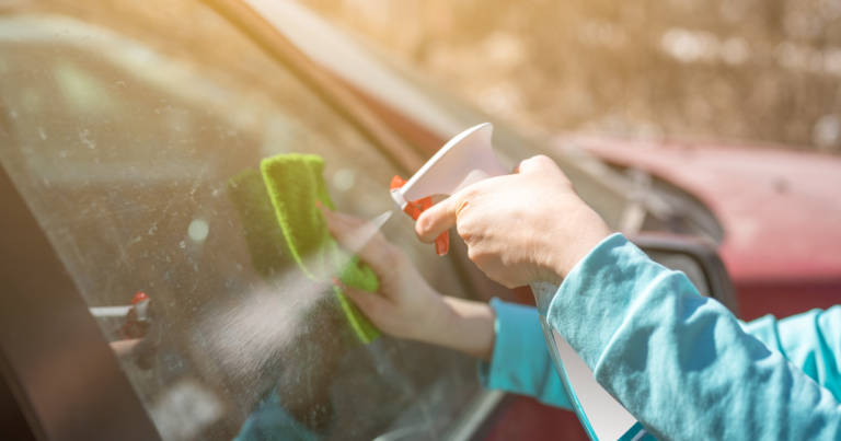 How To Clean Car Windows & Leave No Streaks - Realistic Reads