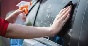 How To Clean Car Windows & Leave No Streaks - Realistic Reads