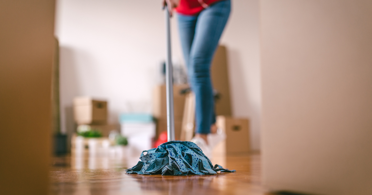 how to clean apartment before moving in